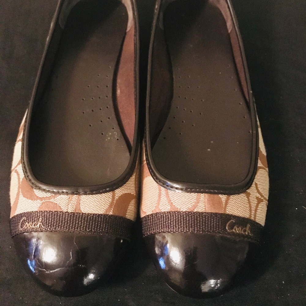 🎉Must Go🎉  COACH Logo Flats